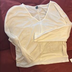 SHEIN Cream 3/4 Sleeve Relaxed Blouse
